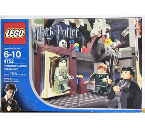 LEGO Professor Lupin's Classroom 4752 Packaging