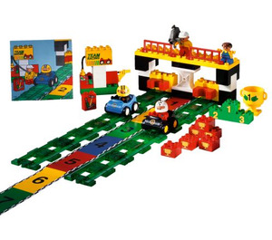 LEGO Race Action Set 3085