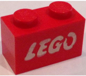 LEGO rouge Brique 1 x 2 avec LEGO logo (Samsonite) avec tube inférieur (3004 / 93792)