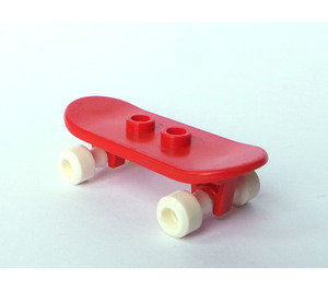 LEGO rot Minifig Skateboard mit Zwei Weiß Räder