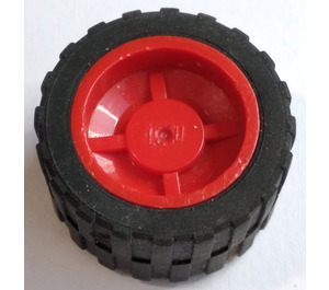 LEGO Rot Wheel Hub 14.8 x 16.8 with Centre Groove with Tire 24 x 14 Shallow Tread (Tread Small Hub) without Band around Center of Tread