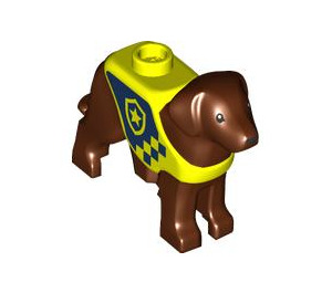 LEGO Rötlich-braun Hund mit Gelb und Blau Harness (105752)