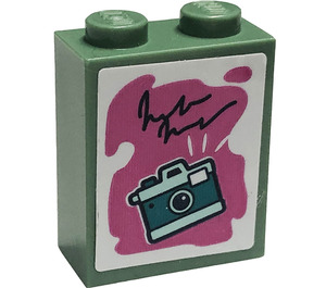 LEGO Vert sable Brique 1 x 2 x 2 avec Dark Turquoise Caméra sur Dark Pink Background Autocollant avec porte-goujon intérieur (3245)