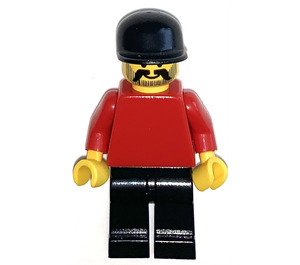 LEGO Sport - Rood Torso, Zwart Pet, Baard Minifiguur