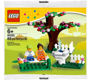 LEGO Springtime Scene Set 40052 Packaging