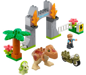 LEGO T. rex and Triceratops Dinosaur Breakout 10939