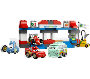 LEGO The Pit Stop Set 5829