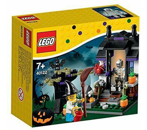 LEGO Trick or Treat Halloween Set 40122 Packaging