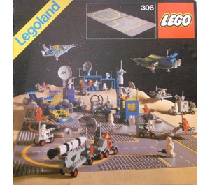 LEGO Two Lunar Landing Plates Set 306-1