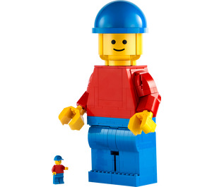 LEGO Up-Scaled Minifigure 40649