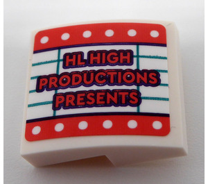 LEGO blanc Pente 2 x 2 Incurvé avec Pink 'HL HIGH PRODUCTIONS PRESENTS' Autocollant (15068)