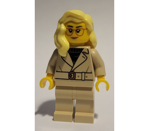 LEGO Woman - Trenchcoat Figurine