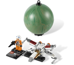 LEGO X-wing Starfighter & Yavin 4 9677