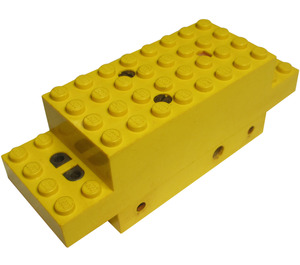 LEGO Geel 4.5 Volt Trein Motor 12 x 4 x 3 1/3 met drie gaten aan elke kant