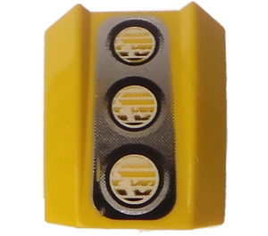 LEGO Żółty Nachylenie 1 x 2 x 2 Zakrzywiony z Trzy Headlights (30602 / 48596)