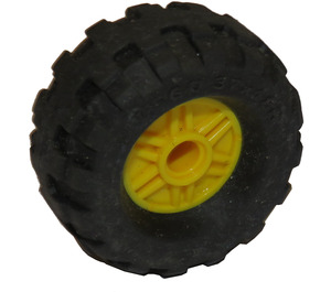 LEGO Yellow Wheel Rim Ø18 x 14 with Pin Hole with Tire Balloon Wide Ø37 x 18