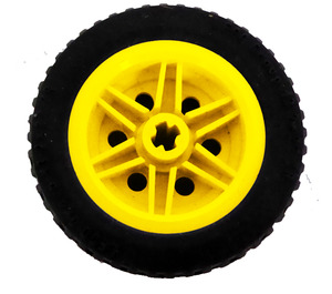 LEGO Yellow Wheel Rim Ø30 x 20 with No Pinholes, with Reinforced Rim with Tire, Low Profile, Wide Ø43.2 X 22 ZR