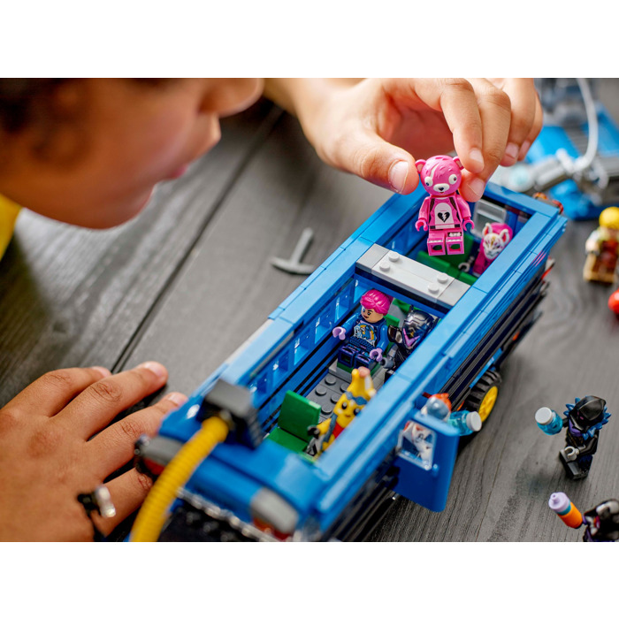 LEGO Battle Bus Set 77073 | Brick Owl - LEGO Marketplace