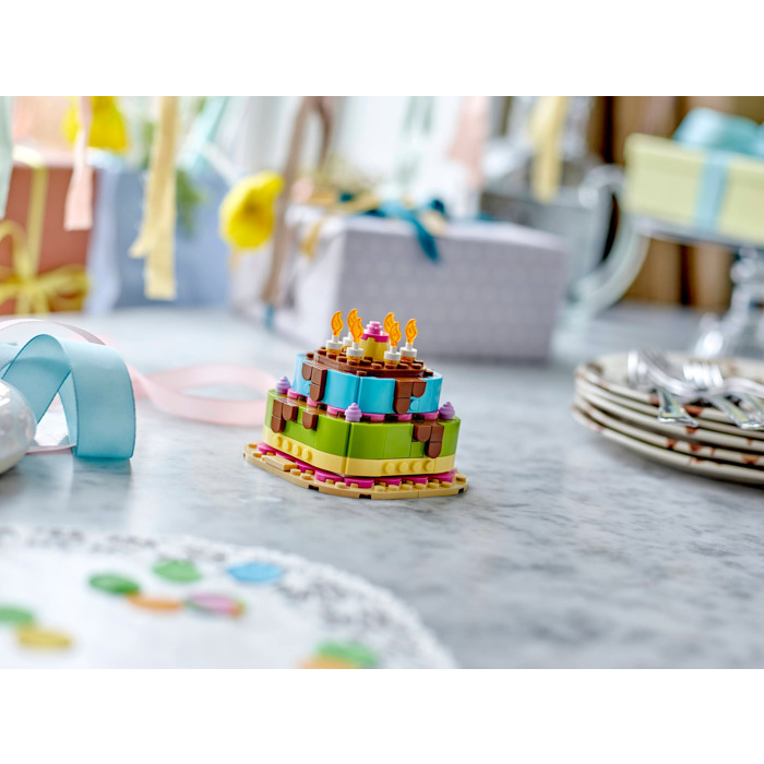 LEGO Birthday Party Cake Set 40815 | Brick Owl