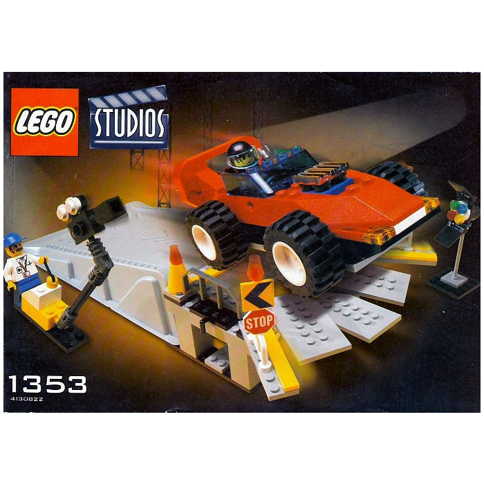 LEGO Car Stunt Studio Set 1353 | Brick Owl LEGO