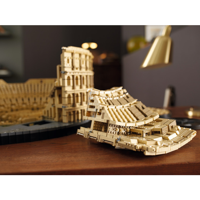 LEGO 10276 Colosseum : le char romain LEGO 5006293 à nouveau offert pour  les clients VIP - HelloBricks