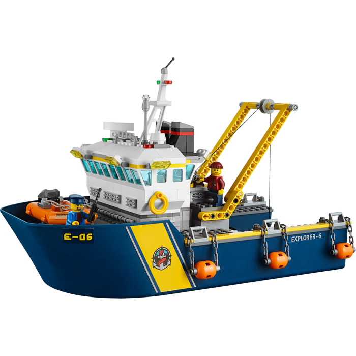 lego deep sea boat