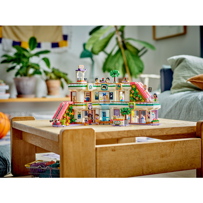 LEGO Heartlake City Shopping Mall Set 42604 | Brick Owl