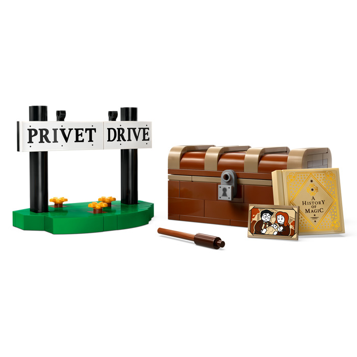 LEGO Hedwig at 4 Privet Drive Set 76425 | Brick Owl - LEGO