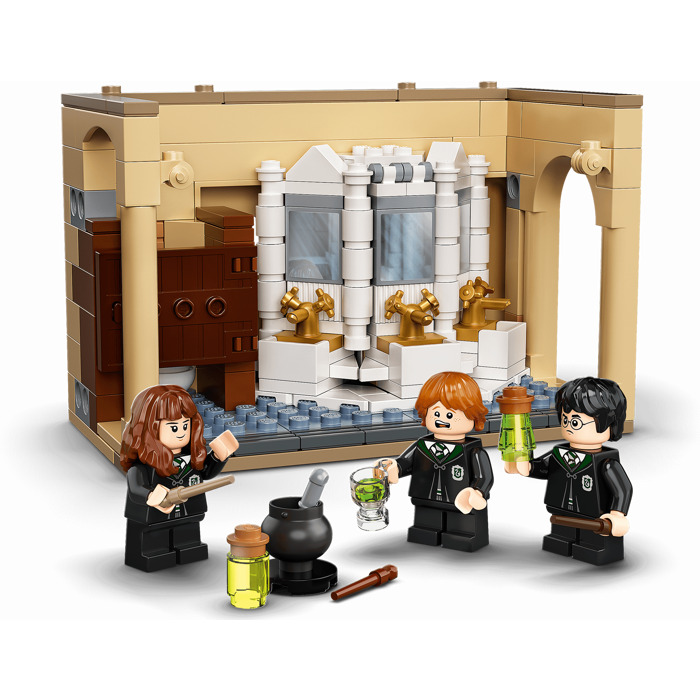 LEGO Harry Potter Hogwarts: Polyjuice Potion Mistake (76386) - toys & games  - by owner - sale - craigslist