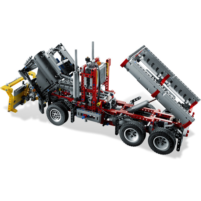 LEGO Technic: Logging Truck (9397)