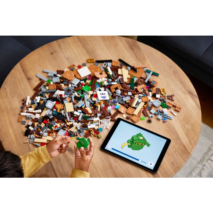 LEGO Super Mario Luigi's Mansion Haunt And Seek Set 71401 - FW21 - US