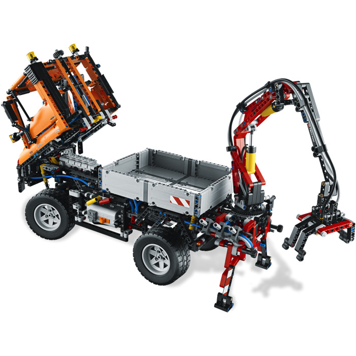 låne Underholde Horn LEGO Mercedes-Benz Unimog U 400 Set 8110 | Brick Owl - LEGO Marketplace