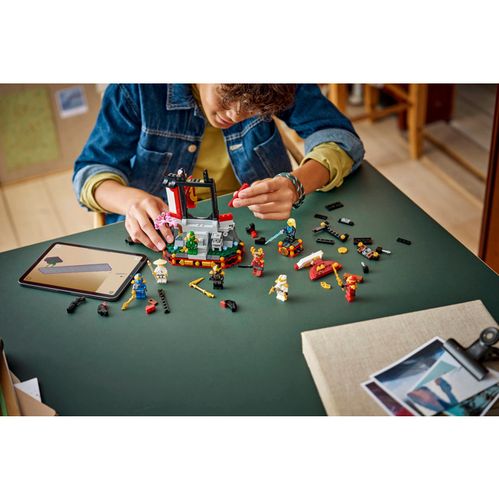 レゴ Ninja Character Display 71866 | Brick Owl - LEGO 市場