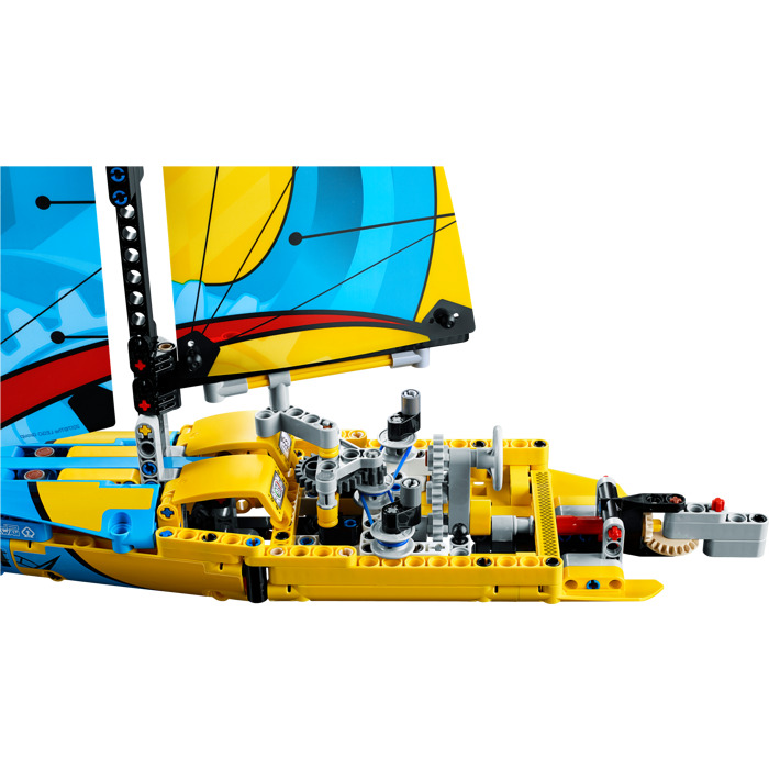 LEGO Yacht Set 42074 | Brick Owl -