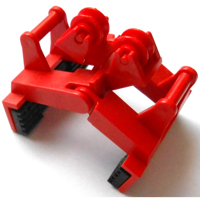 [Image: lego-red-container-crane-grabber-assembly-25.jpg]