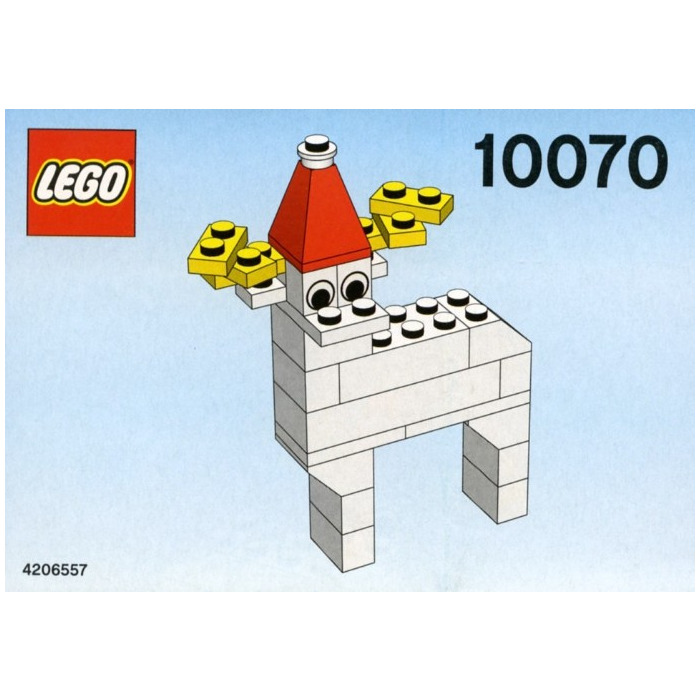 lego-reindeer-set-10070-4.jpg