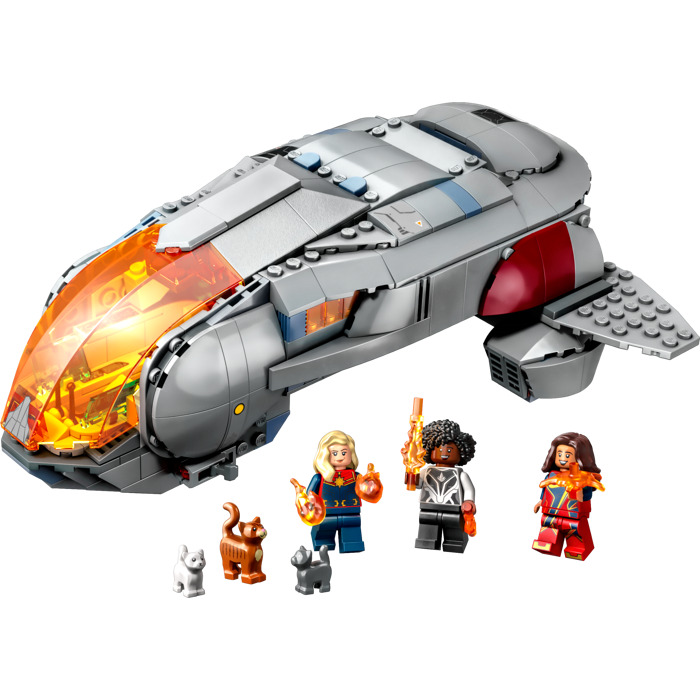 LEGO Captain Marvel Minifigure Comes In