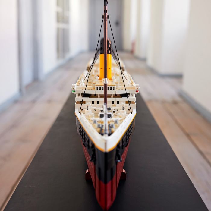 LEGO Titanic (10294) – The Red Balloon Toy Store