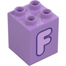 Duplo Mittlerer Lavendel Stein 2 x 2 x 2 mit Letter "F" Deko (31110 / 65914)