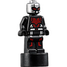 LEGO Ant-Mann Statuette mit Original Anzug Minifigur