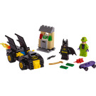 LEGO Batman vs. The Riddler Robbery 76137