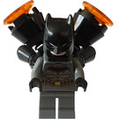 LEGO Batman jossa Dark Stone Harmaa Puku ja Gold Outline Vyö jossa Raketti Pack Minihahmo