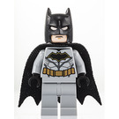 LEGO Batman mit Grau Anzug und Gold Gürtel mit Stirnrunzeln / Snarl Minifigur