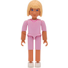 LEGO Belville Girl avec Pink Shorts, Pink Haut & Necklace Décoration Figurine