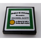LEGO Schwarz Fliese 2 x 2 mit ‘MICHAEL SCOTT' und Gelb Kreis Aufkleber mit Nut (3068)