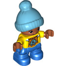 LEGO Boy mit Blau Beine, Gelb oben und Medium Azure Bobble Hut Duplo Abbildung