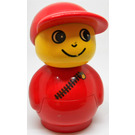 LEGO Boy mit rot Hut und rot all im Eins suit mit diagonal zipper Primo Abbildung