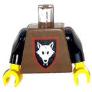 LEGO Braun Minifigur Schloss Torso mit Wolf im Schild mit Rot Border Muster, Schwarz Arme, Gelb Hände (973)