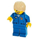 LEGO Crew Member med Brungul Rufsigt hår Minifigur