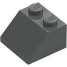 LEGO Gris oscuro Con pendiente 2 x 2 (45°) (3039 / 6227)